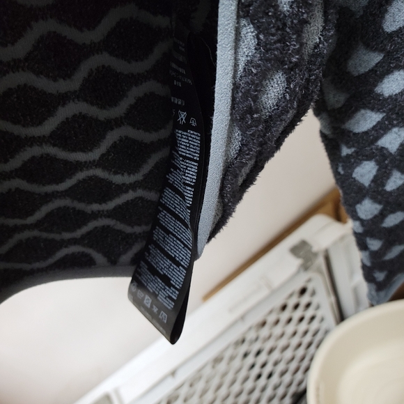 Giorgio armani sweater jumper - Picture 3 of 3